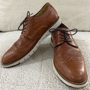 Johnston & Murphy Mens Brown Wingtip Oxford Size 11M